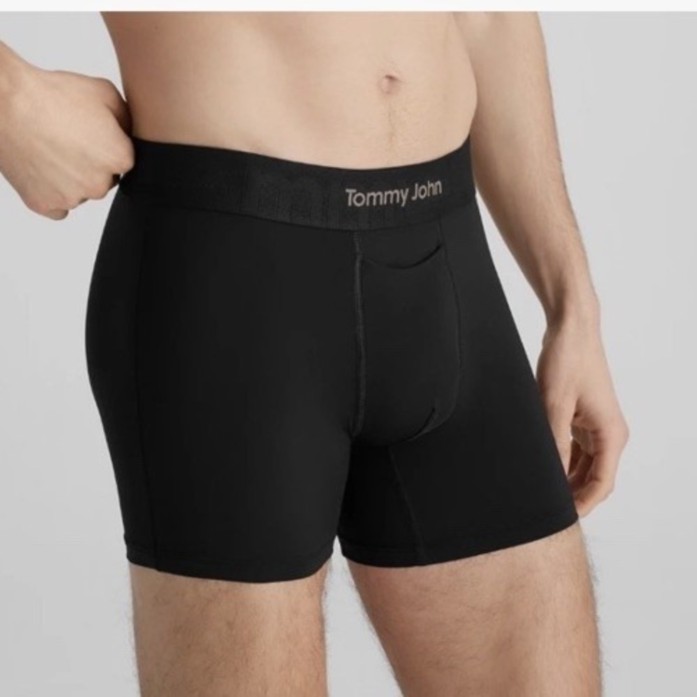 New Tommy John Men's Ultra Soft Flex 6" Boxer Briefs Black Size Medium